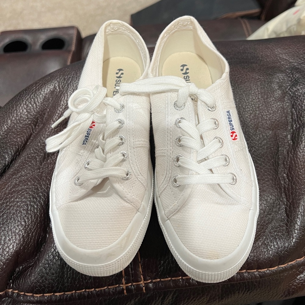 Basically new White Superga Sneakers